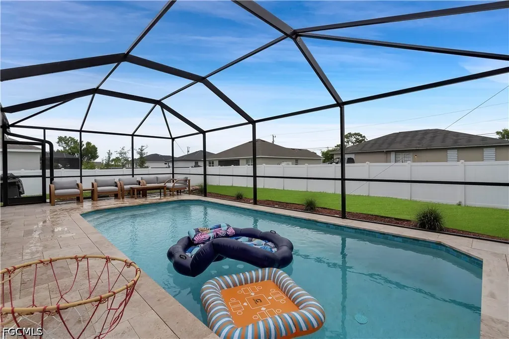 511 SW 26th Avenue Cape Coral FL 33991