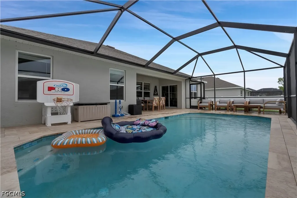 511 SW 26th Avenue Cape Coral FL 33991
