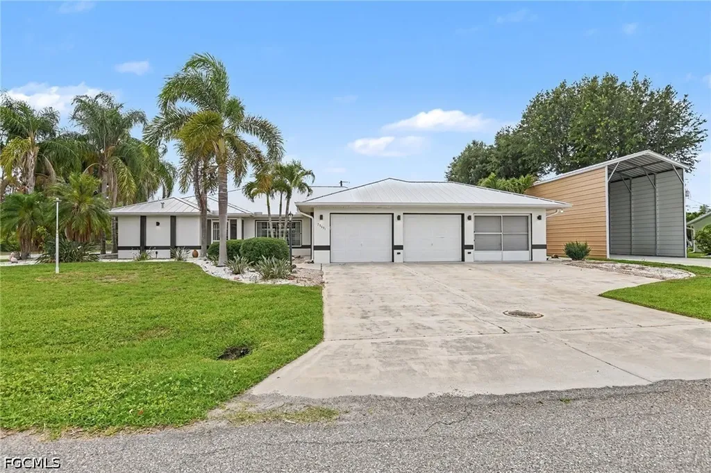 23531 Dunstan Avenue Port Charlotte FL 33954