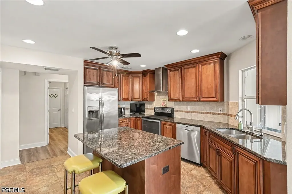 23531 Dunstan Avenue Port Charlotte FL 33954