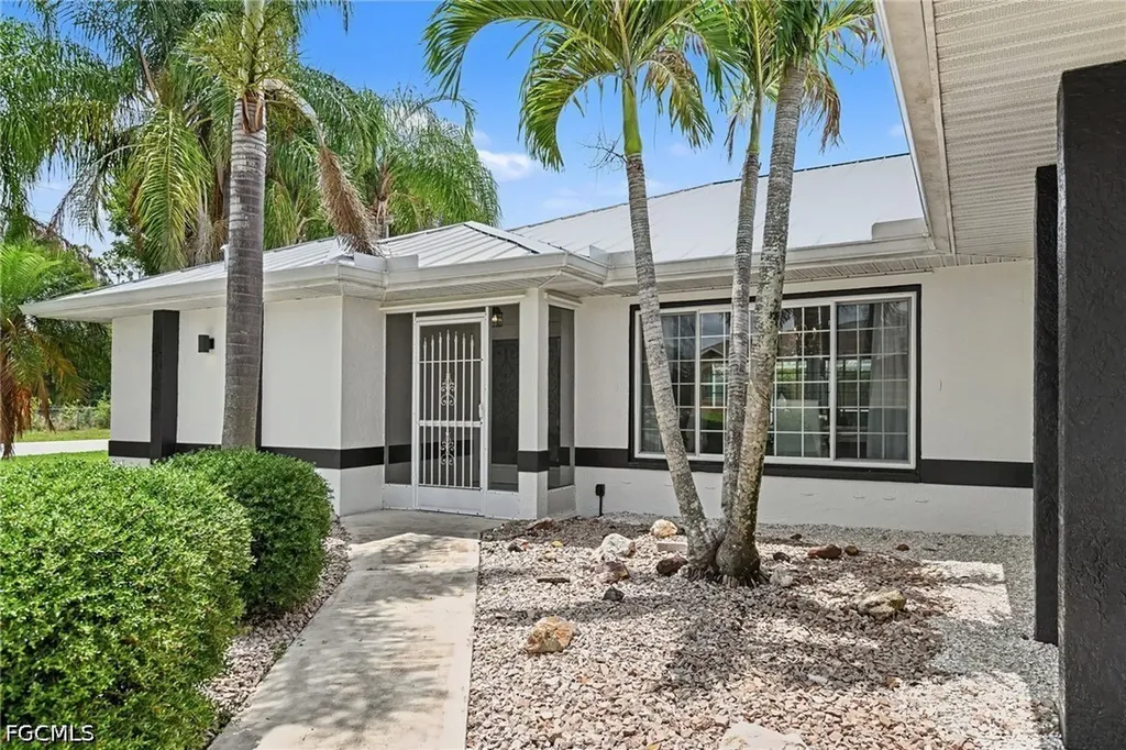 23531 Dunstan Avenue Port Charlotte FL 33954