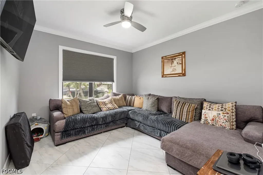 2360 Burton Avenue Fort Myers FL 33907