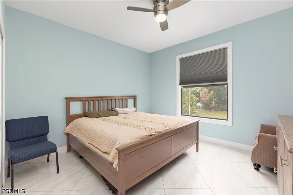 2360 Burton Avenue Fort Myers FL 33907
