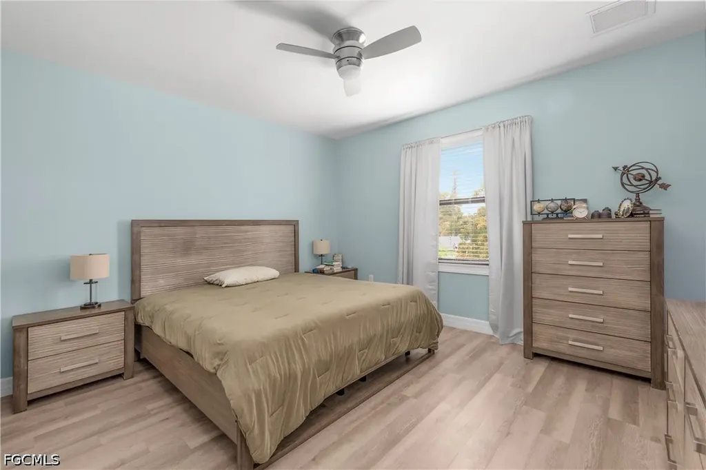 2360 Burton Avenue Fort Myers FL 33907