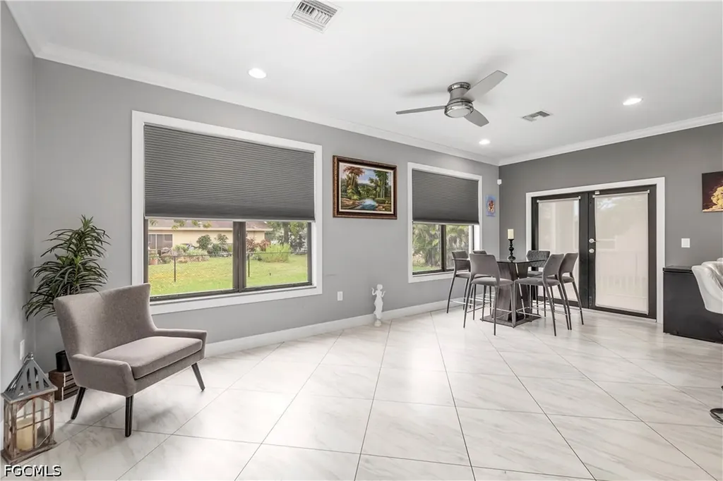2360 Burton Avenue Fort Myers FL 33907