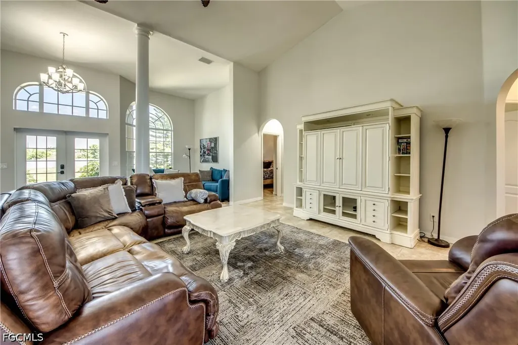 2319 NE 19th Street Cape Coral FL 33909