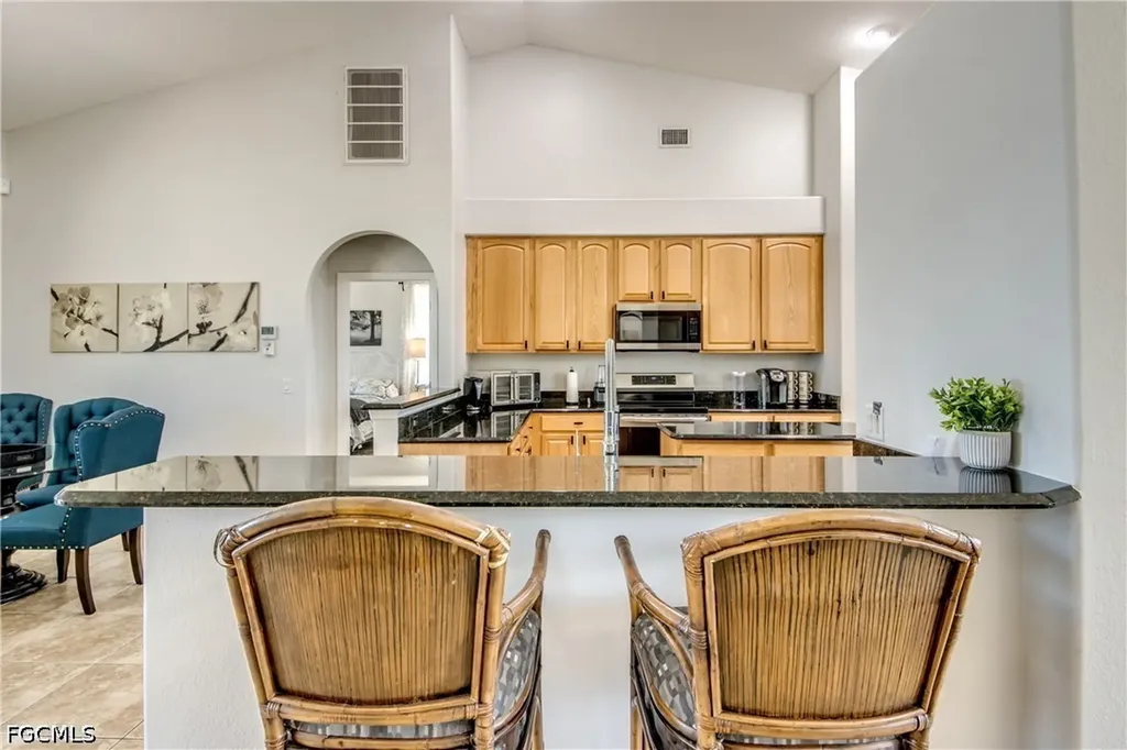2319 NE 19th Street Cape Coral FL 33909