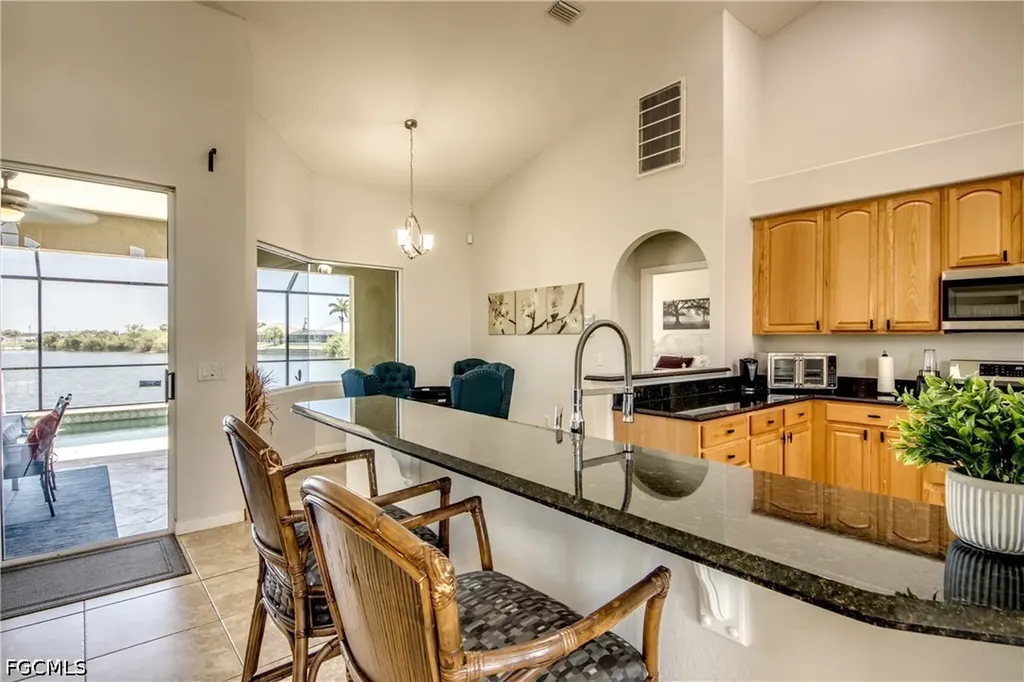 2319 NE 19th Street Cape Coral FL 33909