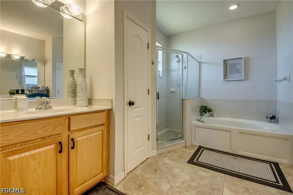 2319 NE 19th Street Cape Coral FL 33909