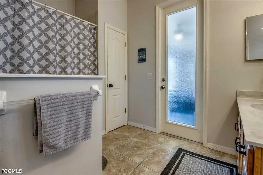2319 NE 19th Street Cape Coral FL 33909