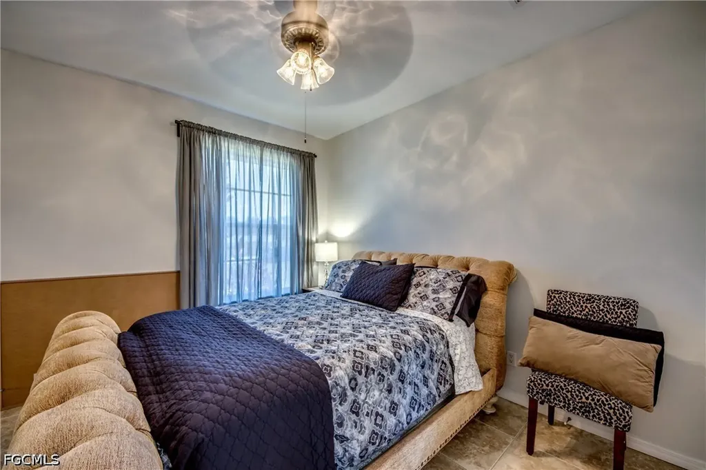 2319 NE 19th Street Cape Coral FL 33909
