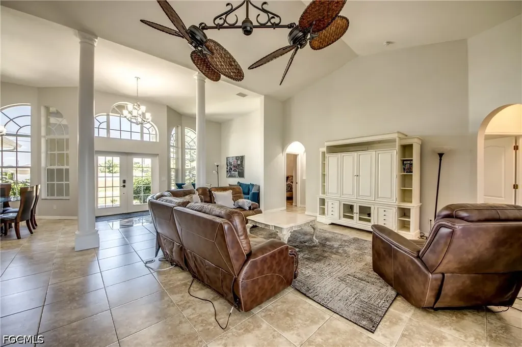 2319 NE 19th Street Cape Coral FL 33909
