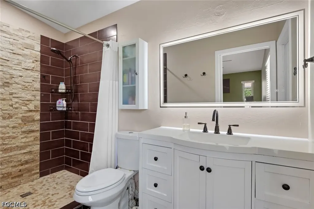 621 SW 29th Terrace Cape Coral FL 33914