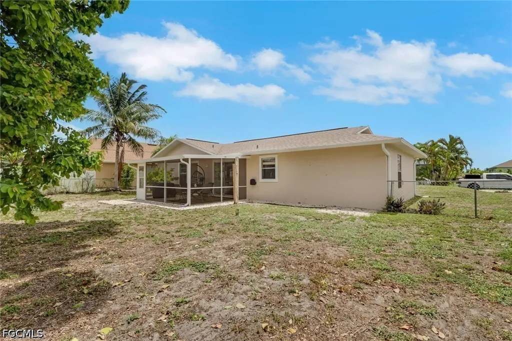 621 SW 29th Terrace Cape Coral FL 33914
