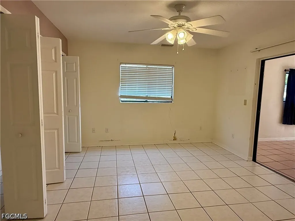 1204 SE 15th Street Cape Coral FL 33990