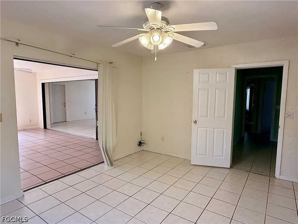1204 SE 15th Street Cape Coral FL 33990
