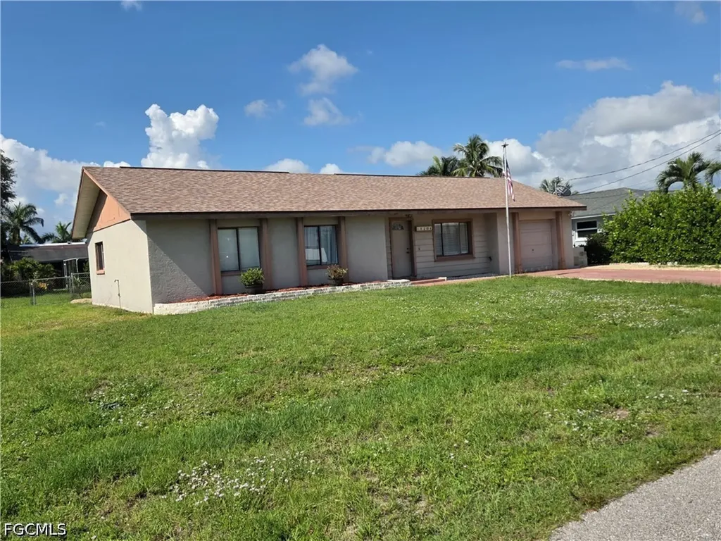 1204 SE 15th Street Cape Coral FL 33990