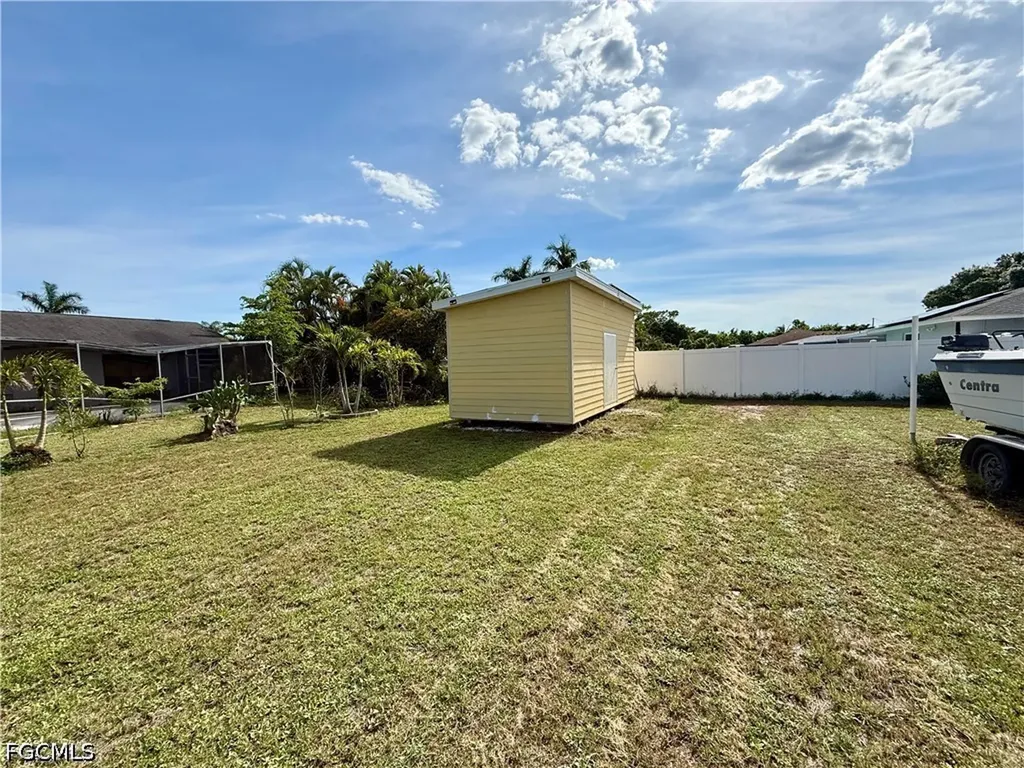 1204 SE 15th Street Cape Coral FL 33990