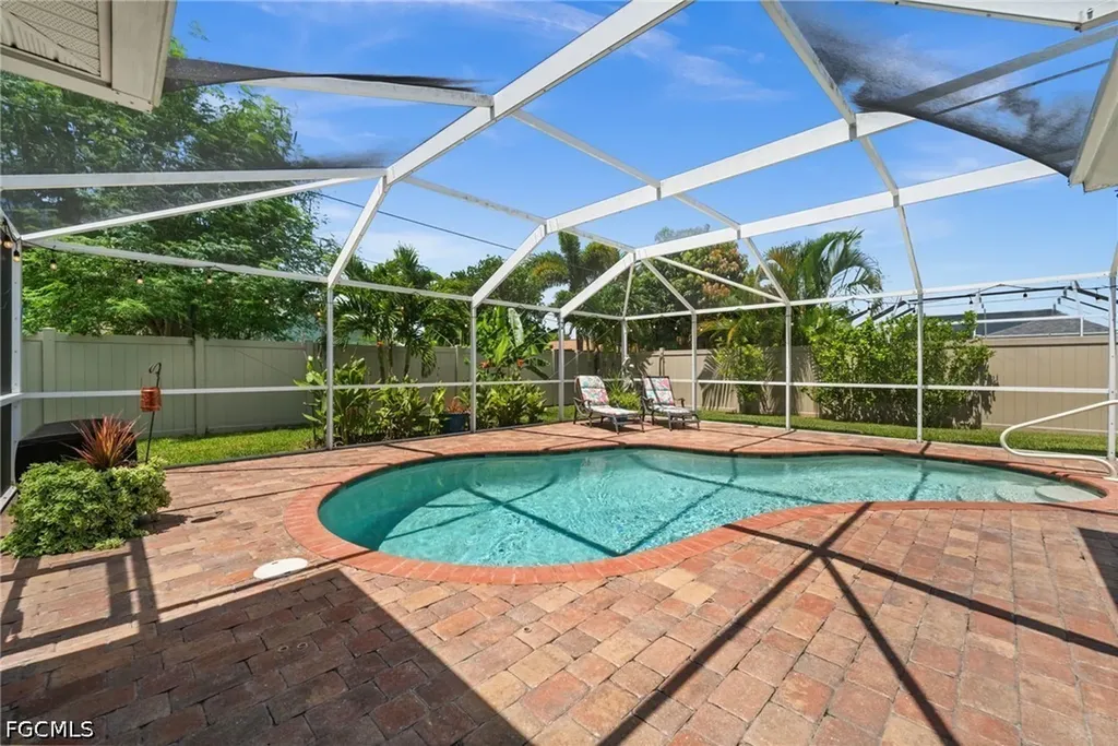 240 SW 37th Lane Cape Coral FL 33914