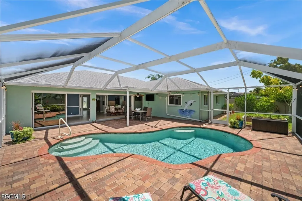 240 SW 37th Lane Cape Coral FL 33914