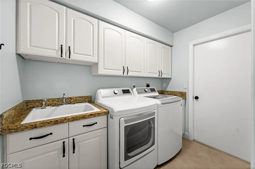 240 SW 37th Lane Cape Coral FL 33914