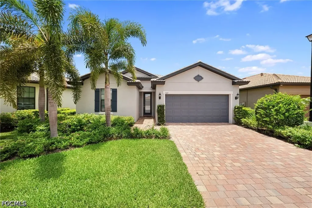 3685 E Hampton Circle Alva FL 33920