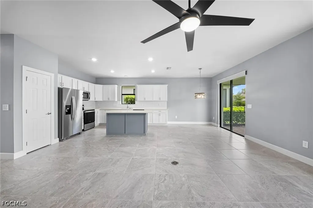 3685 E Hampton Circle Alva FL 33920