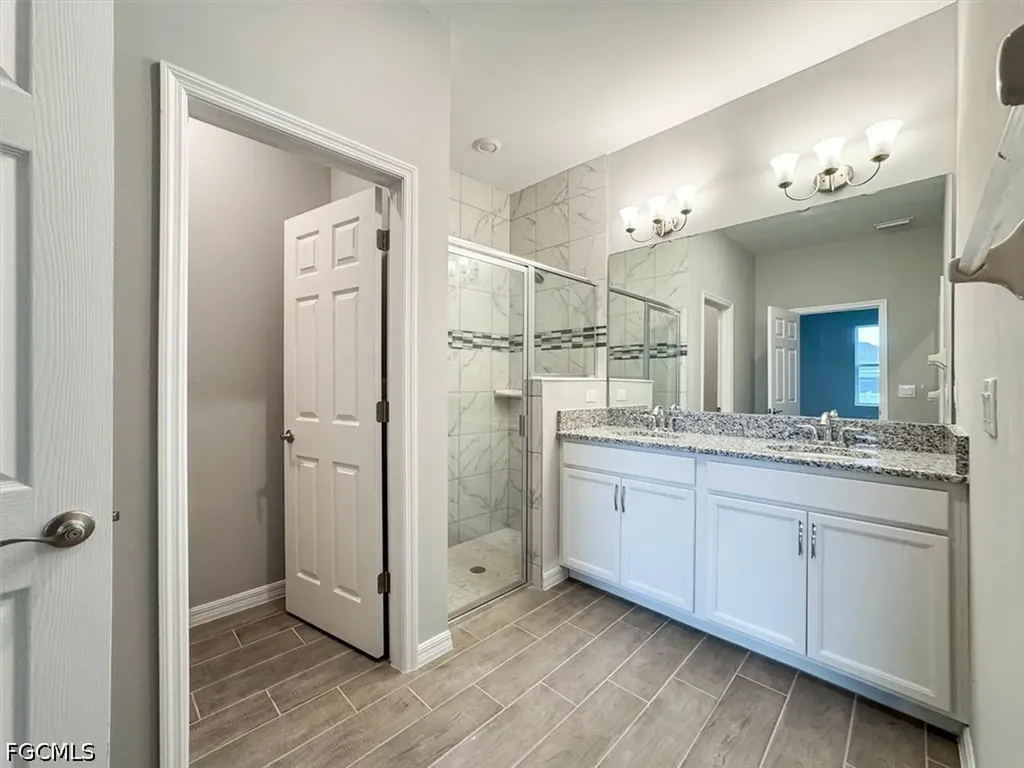 512 NW 25th Avenue Cape Coral FL 33993