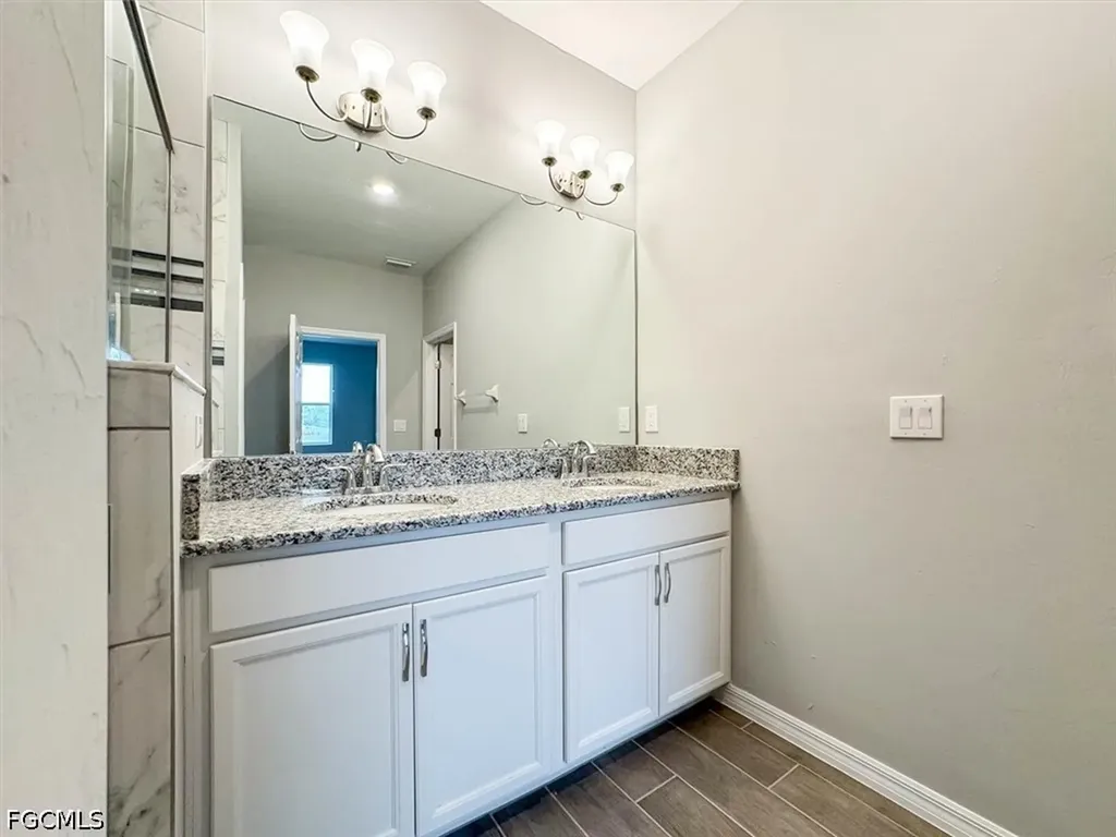 512 NW 25th Avenue Cape Coral FL 33993