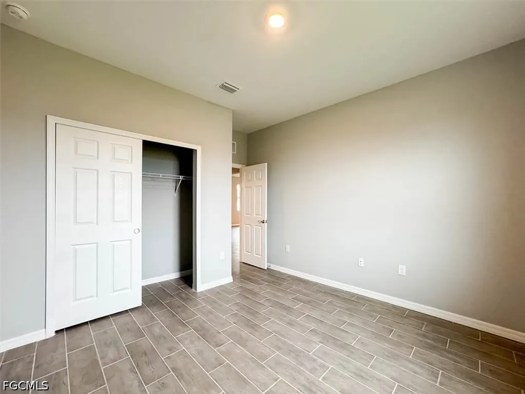 512 NW 25th Avenue Cape Coral FL 33993