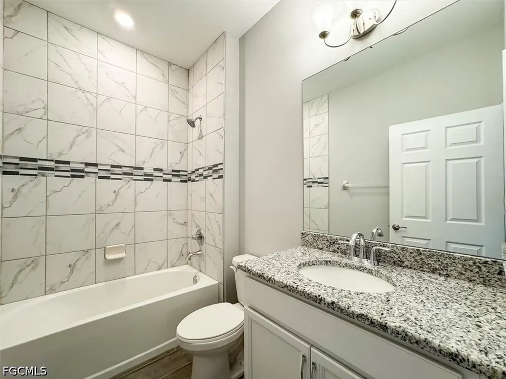 512 NW 25th Avenue Cape Coral FL 33993
