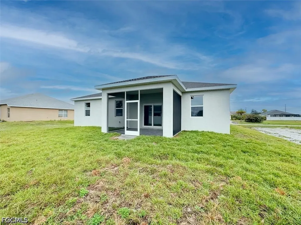 512 NW 25th Avenue Cape Coral FL 33993