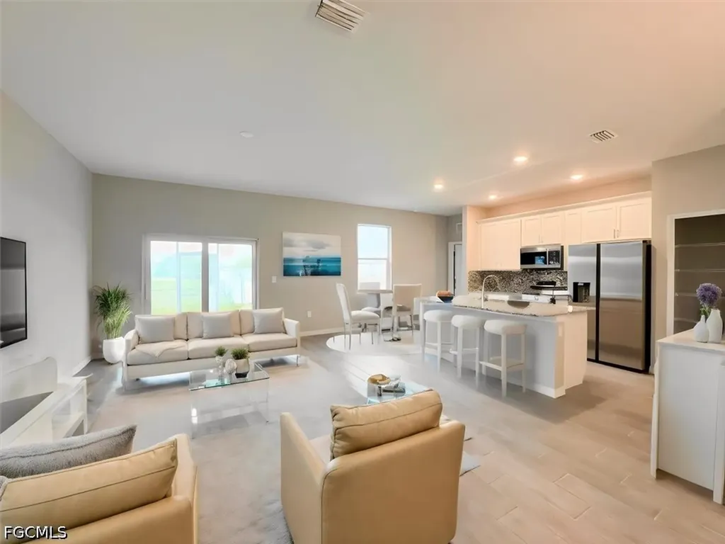 512 NW 25th Avenue Cape Coral FL 33993