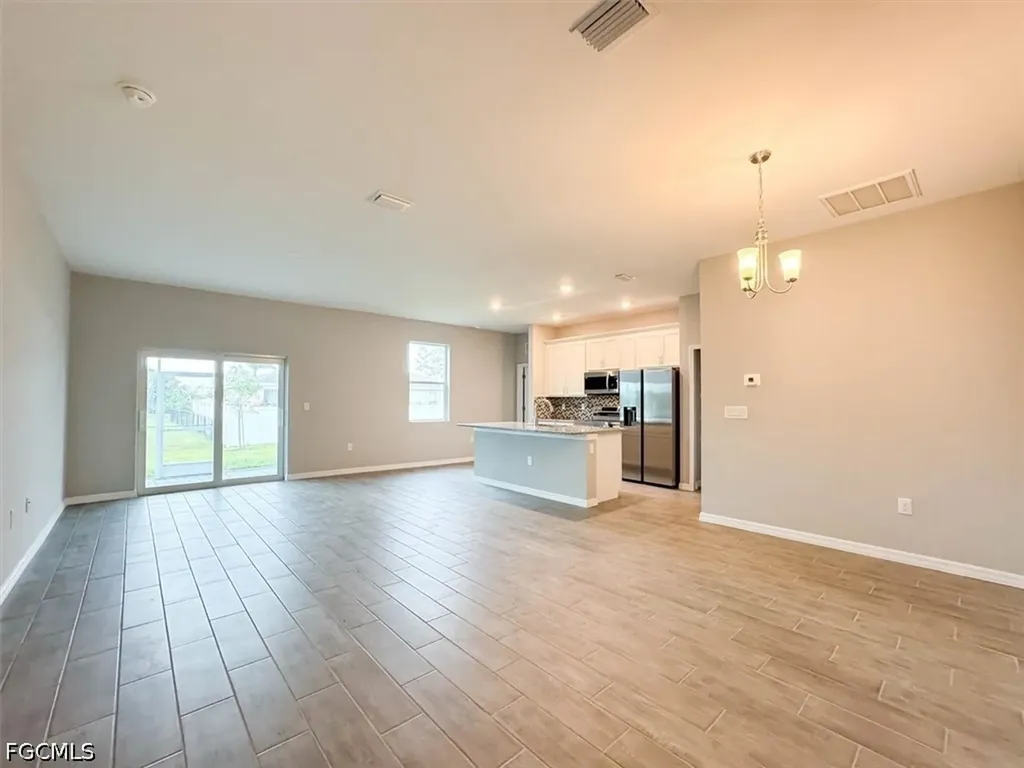 512 NW 25th Avenue Cape Coral FL 33993