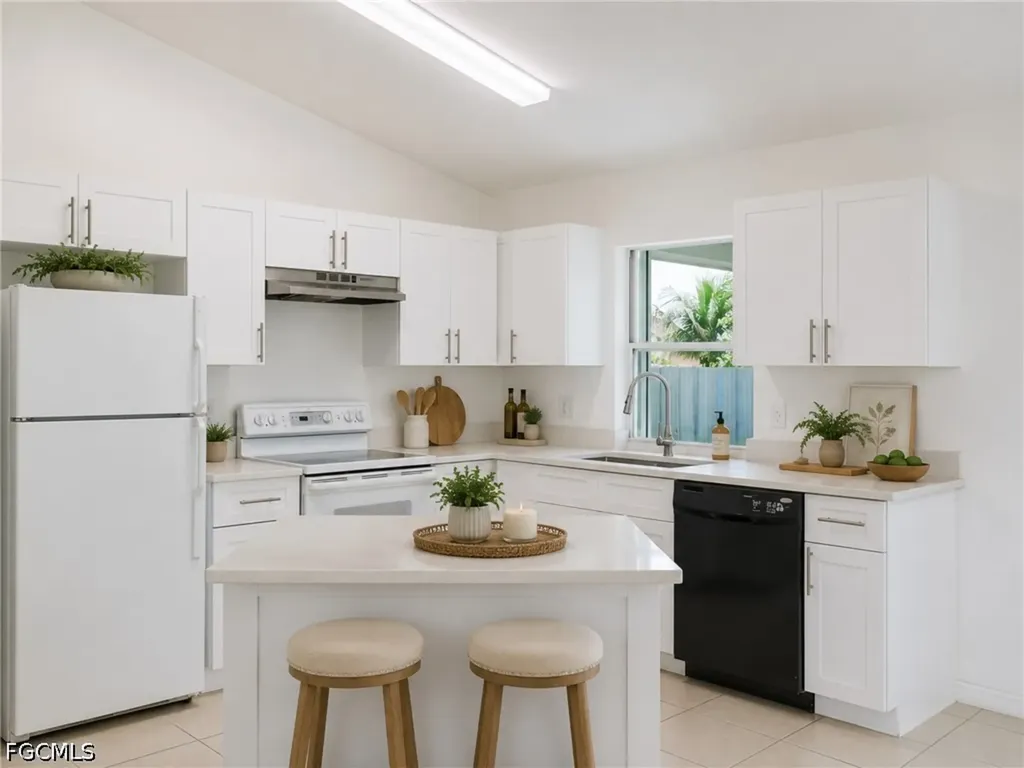 1729 NE 22nd Street Cape Coral FL 33909