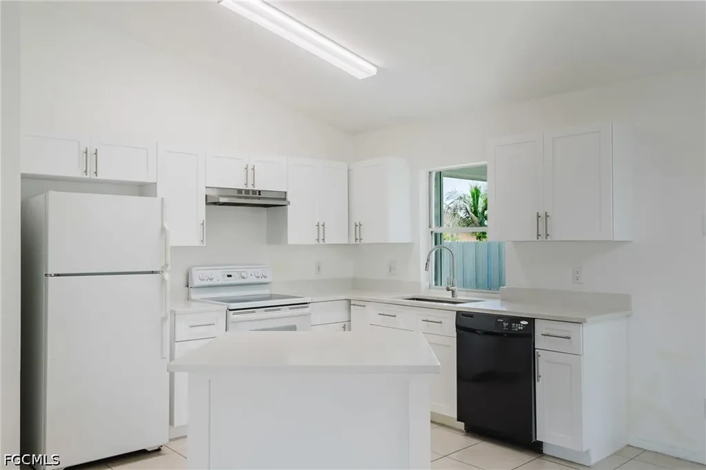 1729 NE 22nd Street Cape Coral FL 33909