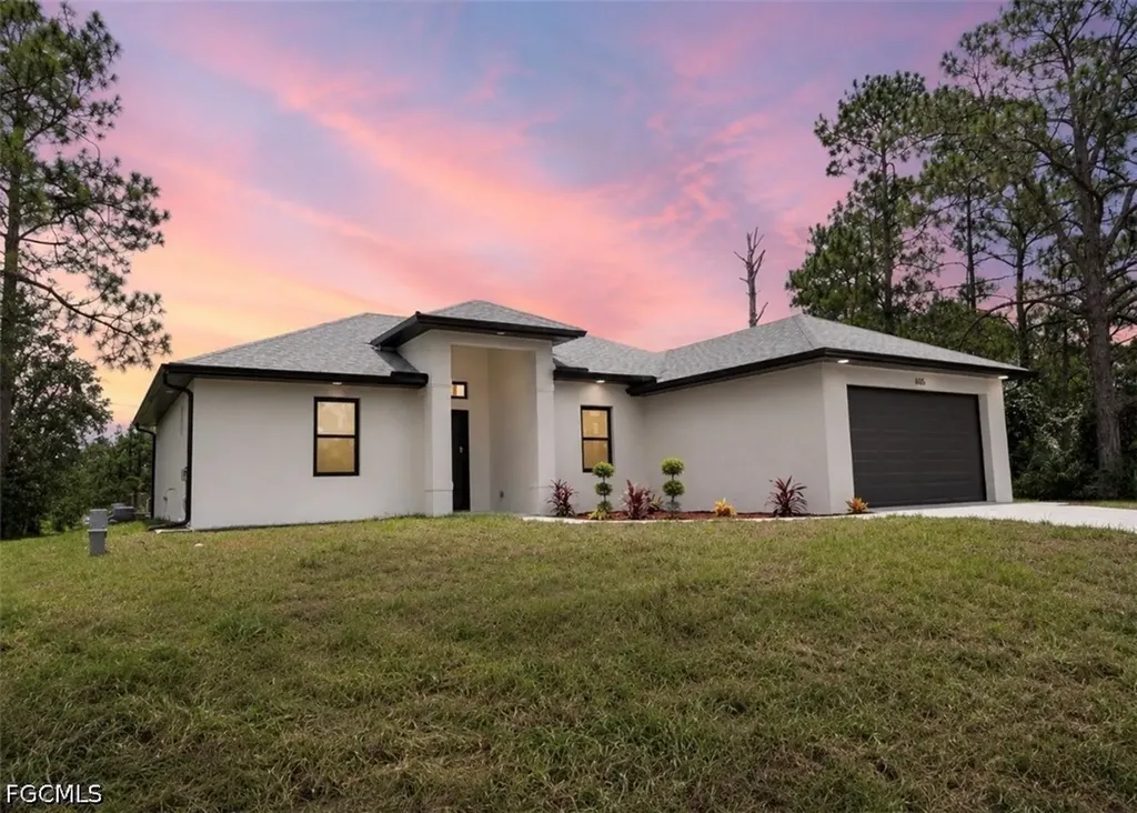605 E 14th Street Lehigh Acres FL 33972