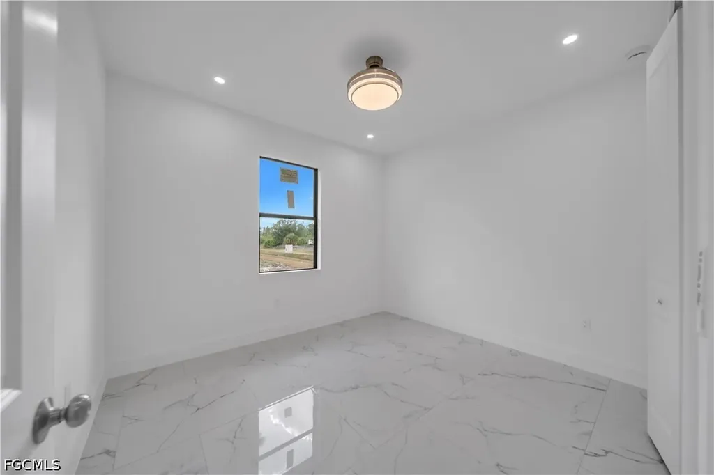 605 E 14th Street Lehigh Acres FL 33972