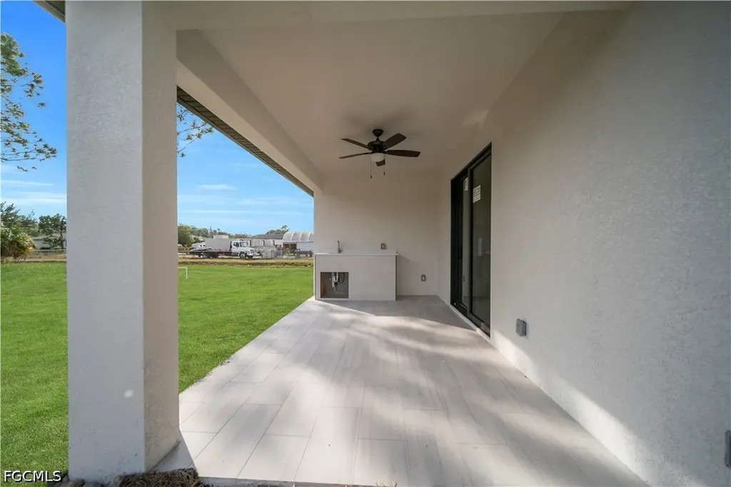 605 E 14th Street Lehigh Acres FL 33972