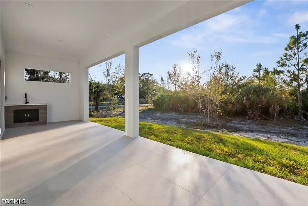 3194 56th Avenue NE Naples FL 34120