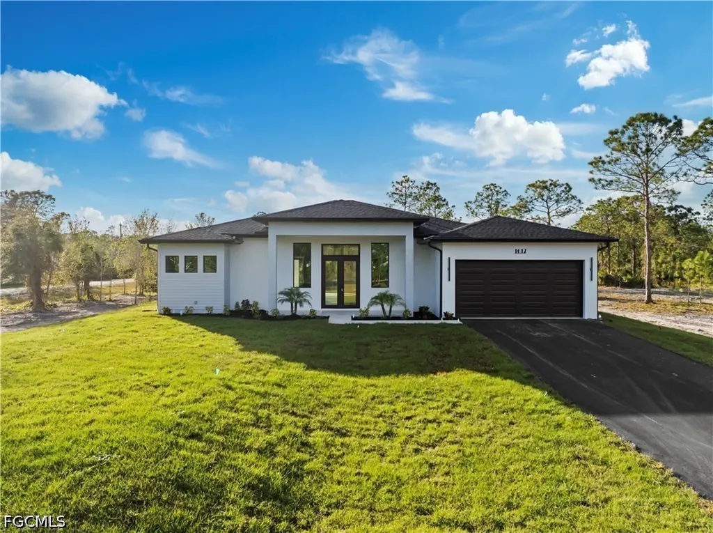 3194 56th Avenue NE Naples FL 34120