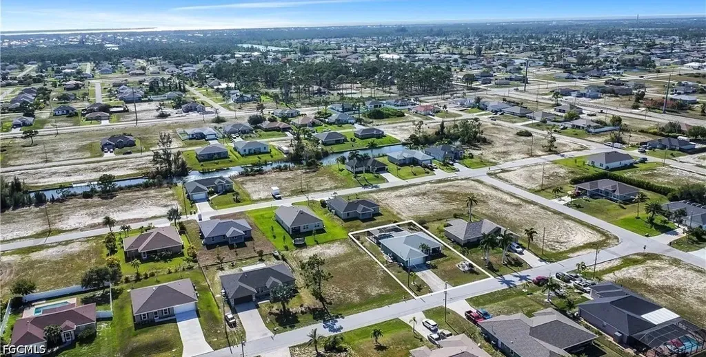 2152 NW 22nd Place Cape Coral FL 33993
