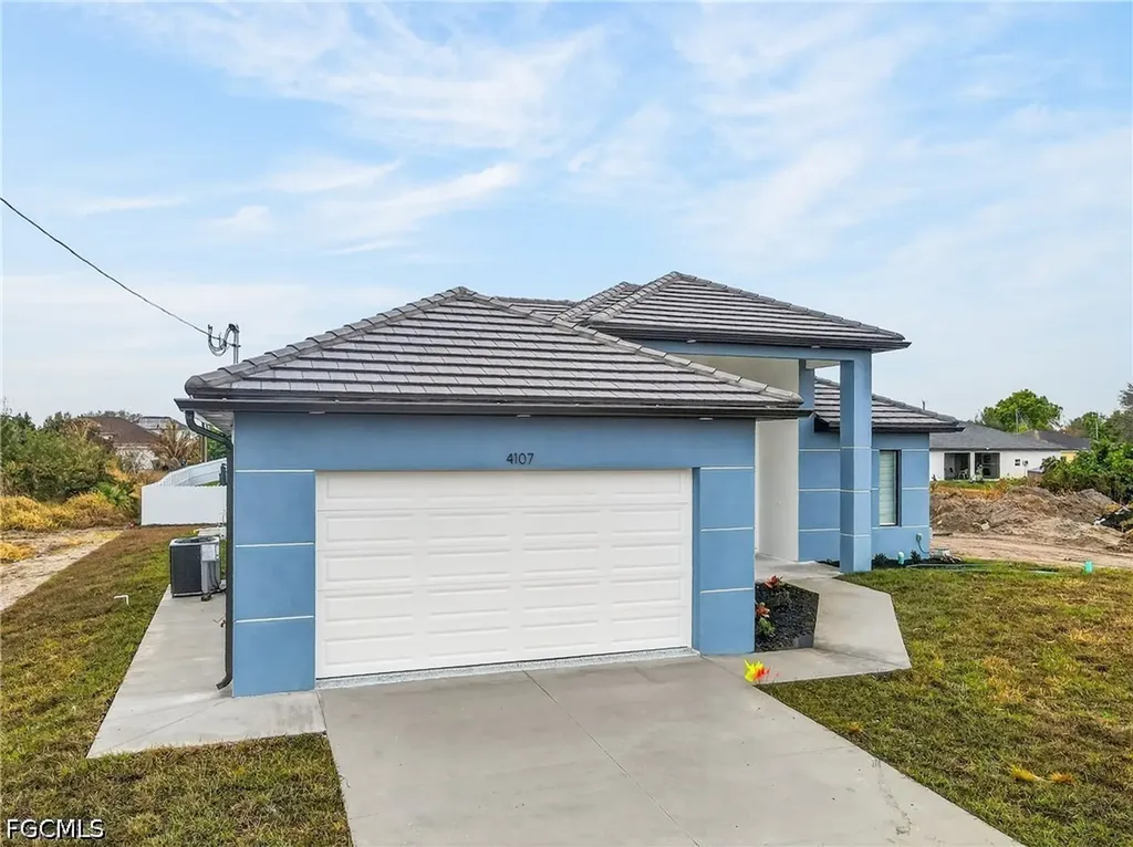 4107 16th Street SW Lehigh Acres FL 33976