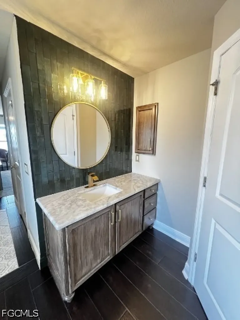 4240 NW 31st Terrace Cape Coral FL 33993
