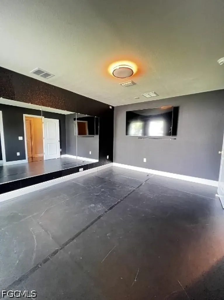 4240 NW 31st Terrace Cape Coral FL 33993