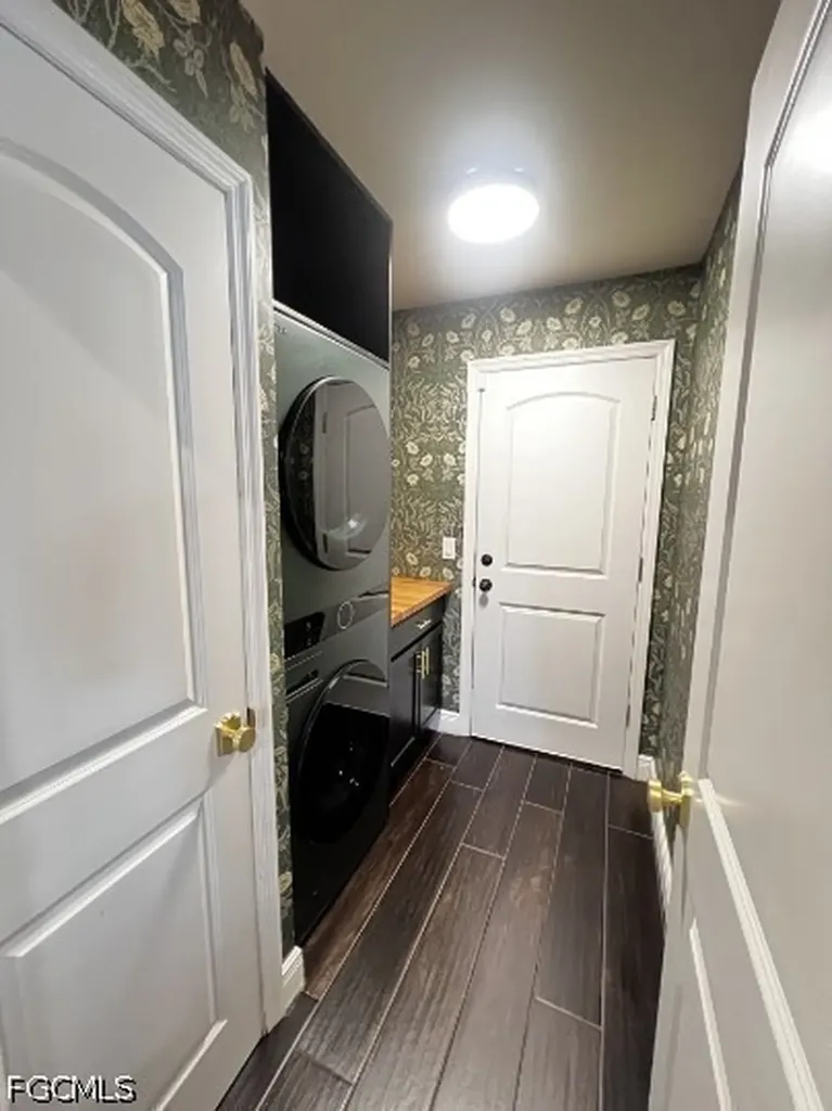 4240 NW 31st Terrace Cape Coral FL 33993