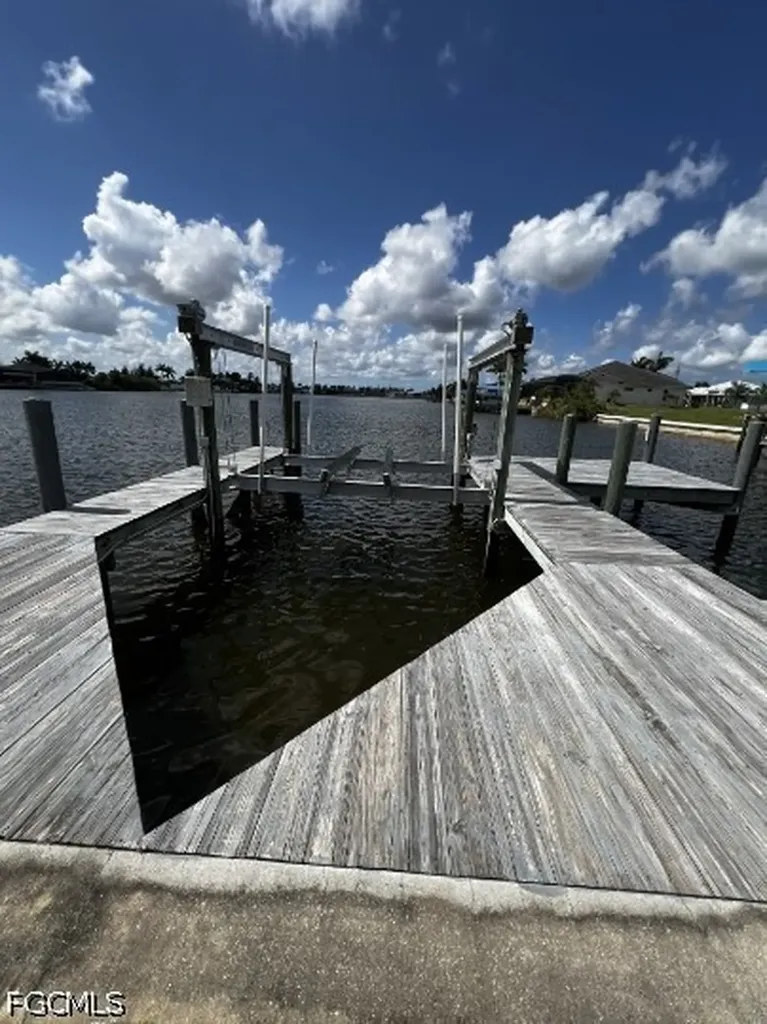 4240 NW 31st Terrace Cape Coral FL 33993