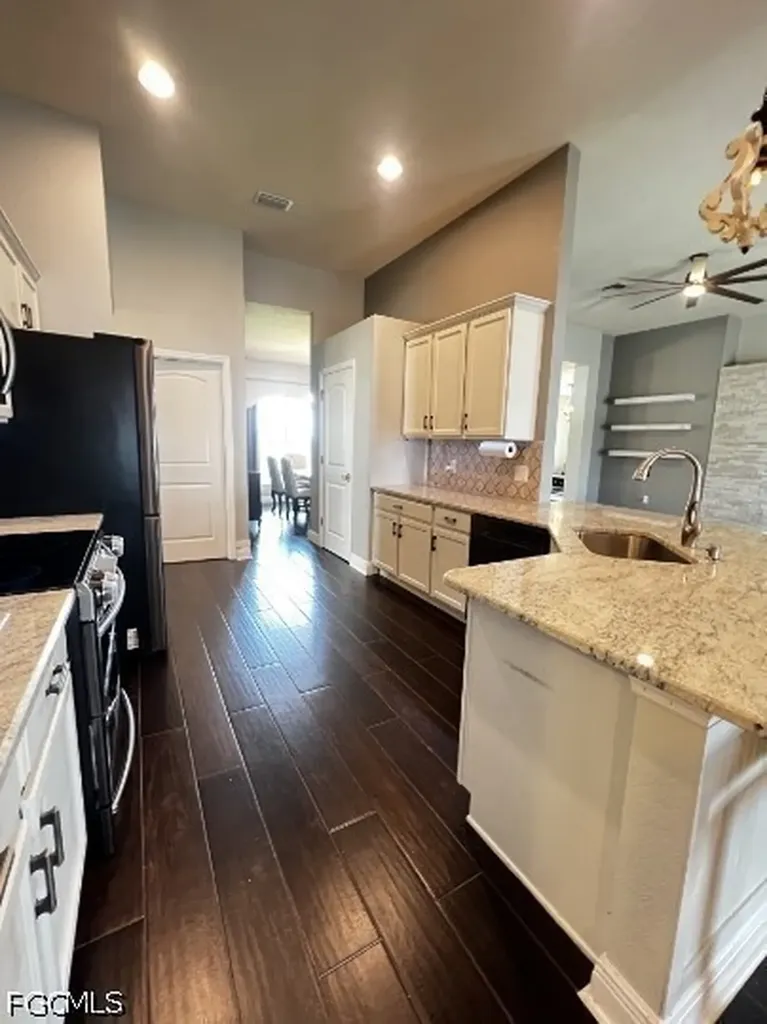 4240 NW 31st Terrace Cape Coral FL 33993