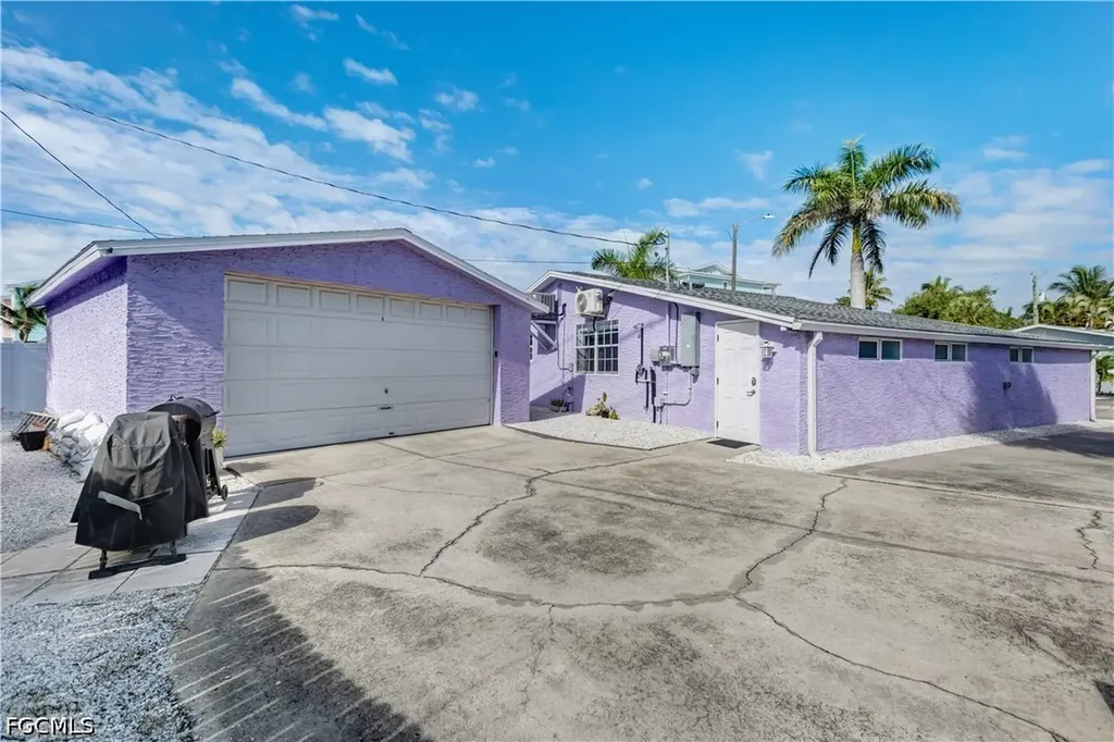 216 Fairweather Lane Fort Myers Beach FL 33931