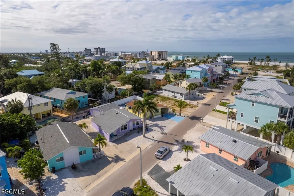 216 Fairweather Lane Fort Myers Beach FL 33931